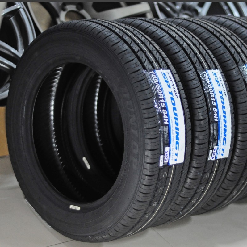 Dunlop sp touring. Шины Dunlop SP Touring t1. Dunlop SP Touring t1 r15 195/60 88h. 185/65/15 88t SP Touring r1 Dunlop. Dunlop SP Touring t1 r14.