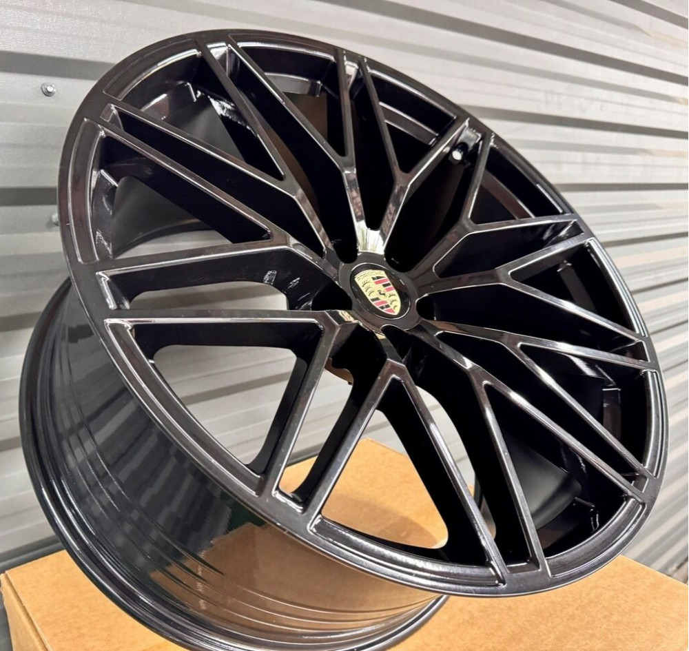 Диск Flow Forming FBX177-21 10.5x21 5x112 ET19 66.5 BLACK