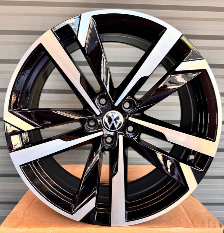 Диск Flow Forming FBX254-9 8x19 5x112 ET42 57.1 BLACK