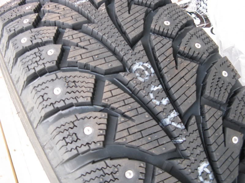Зимние шины Hankook Winter I*Pike W409