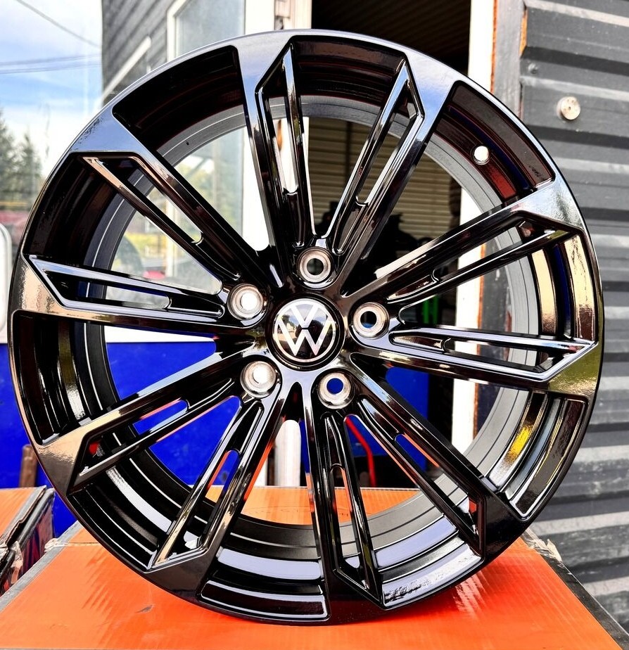 Диск Koko FF560 7.5x17 5x112 ET38 57.1 Black
