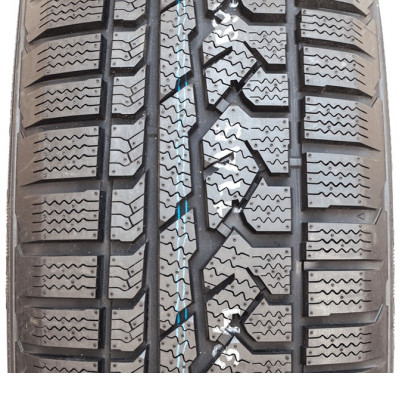 Зимние шины Kumho I Zen RV KC15