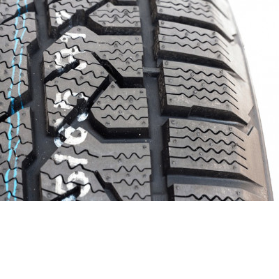 Зимние шины Kumho I Zen RV KC15