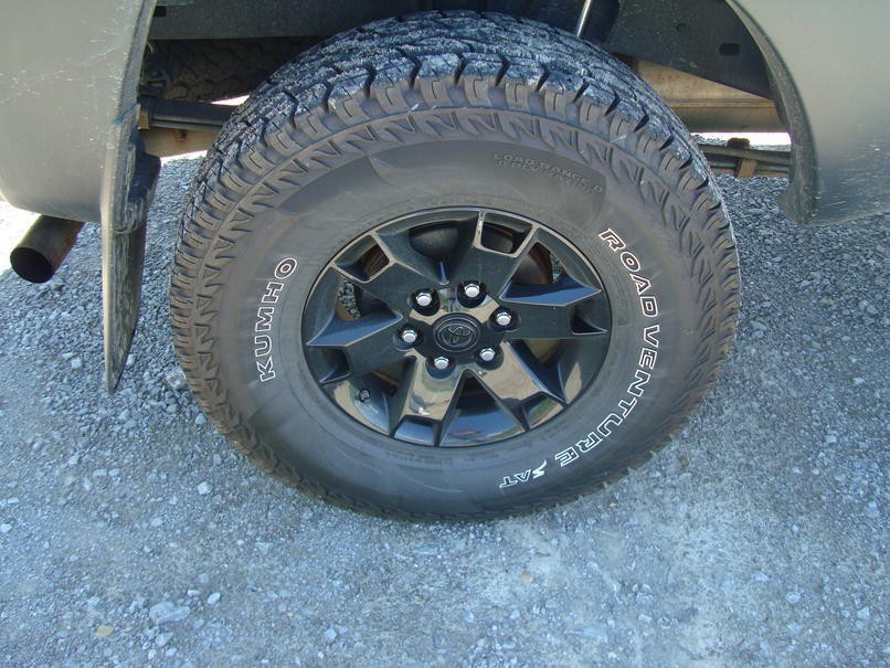Всесезонные шины Kumho Road Venture AT KL78