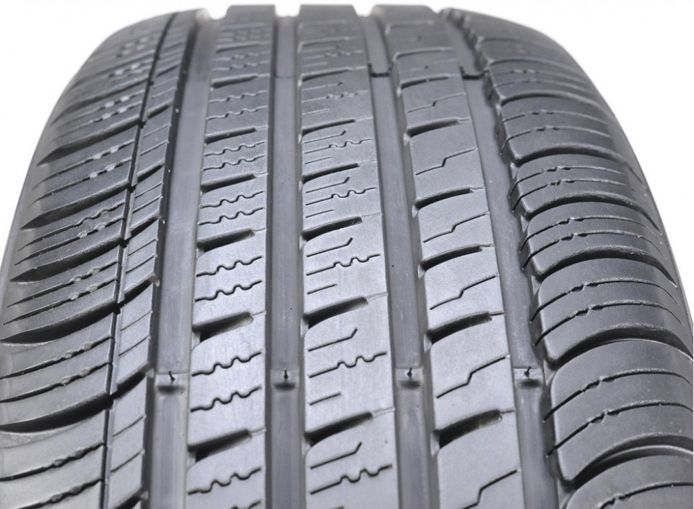 Всесезонные шины Kumho Solus TA71