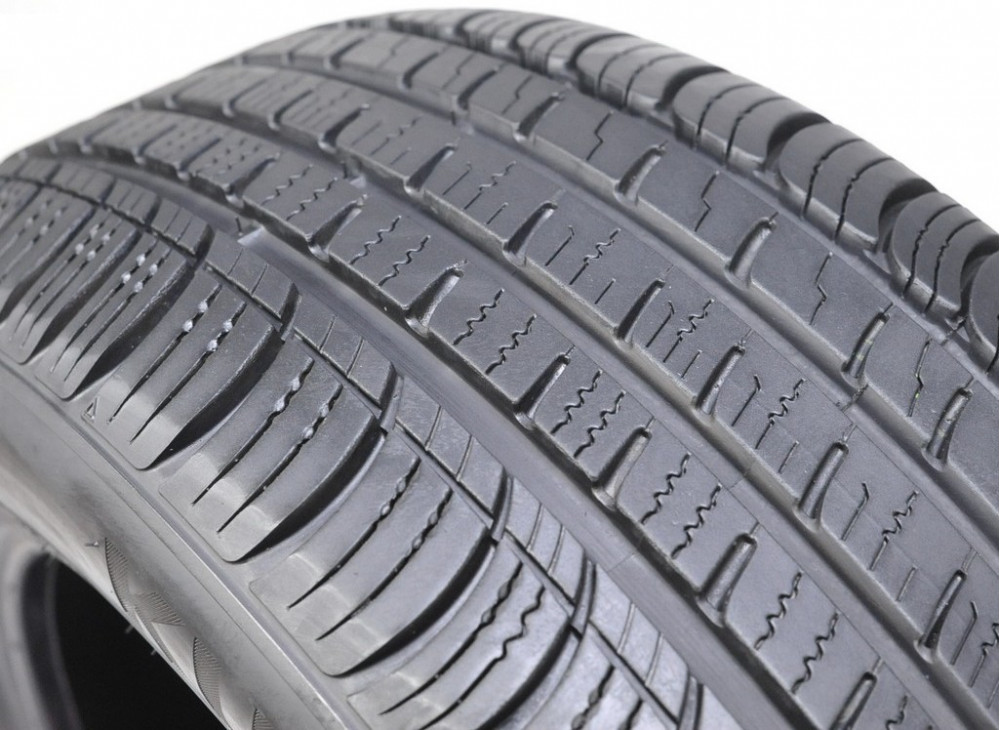 Всесезонные шины Kumho Solus TA71