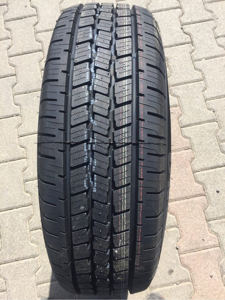 LingLong CrossWind H/T 235/65 R17 зимняя шина
