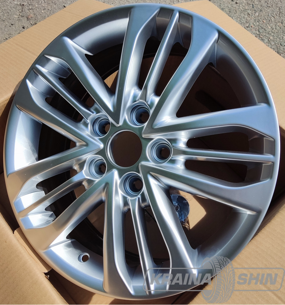 Диск Replica Toyota (CT2315) 6.5x16 5x114.3 ET45 67.1 HS