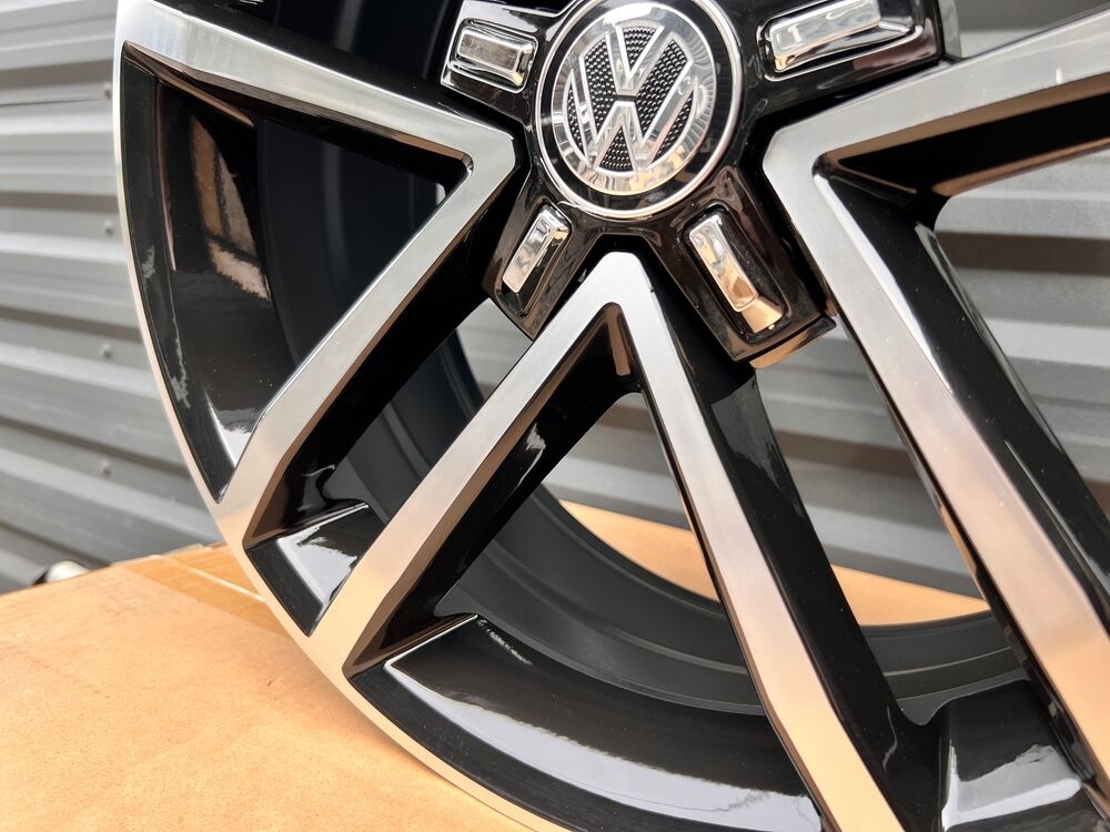 Диски Replica 7093
