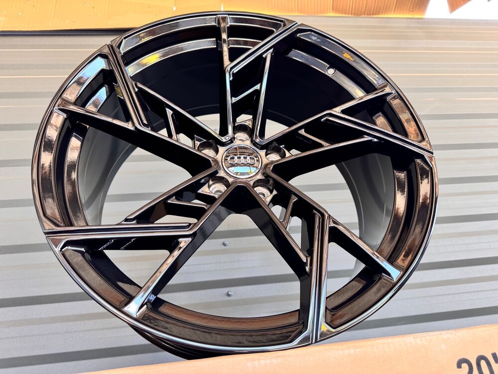 Диск Replica D5611 9x21 5x112 ET32 66.5 Black