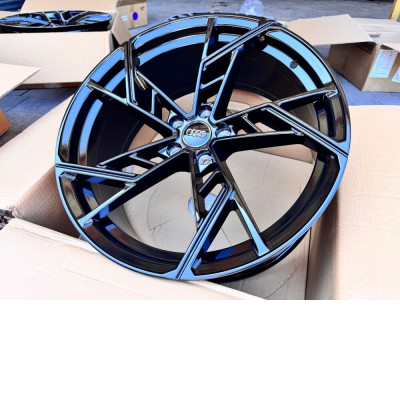 Диск Replica D5611 9x21 5x112 ET32 66.5 Black