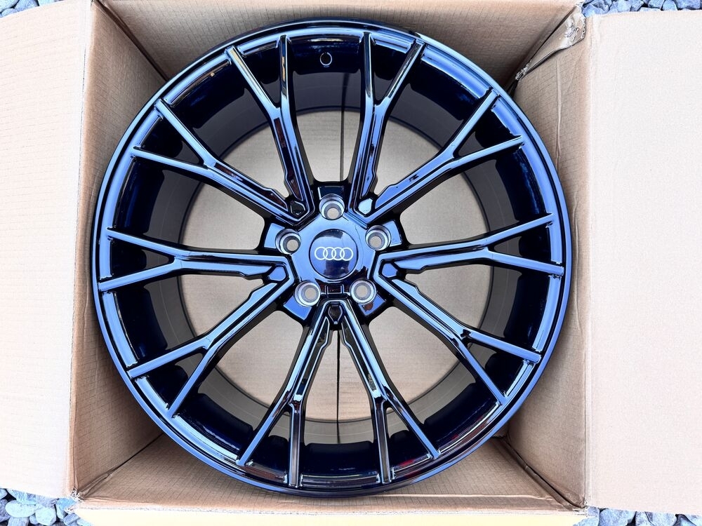 Диск Replica 0220 9.5x19 5x112 ET45 66.4 Black