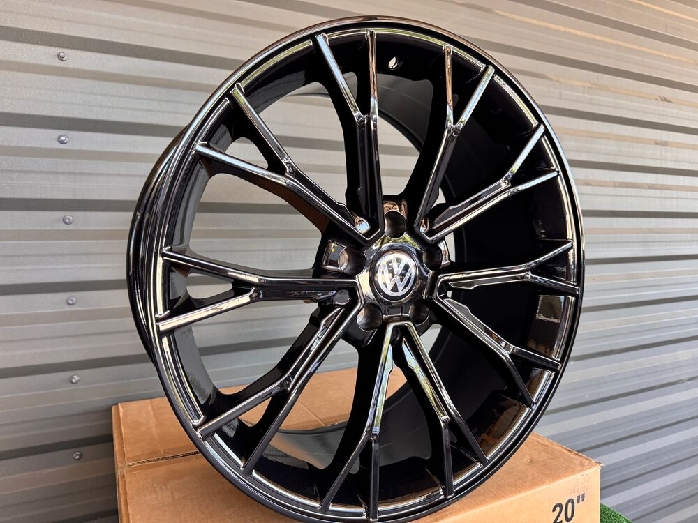 Диск Replica 0220 9.5x19 5x112 ET45 66.4 Black