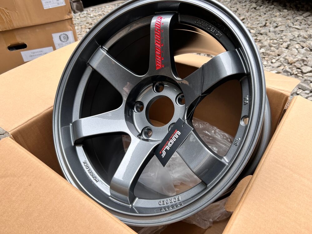 Диск Wolf FF188 9x16 5x114.3 ET12 73.1 GR