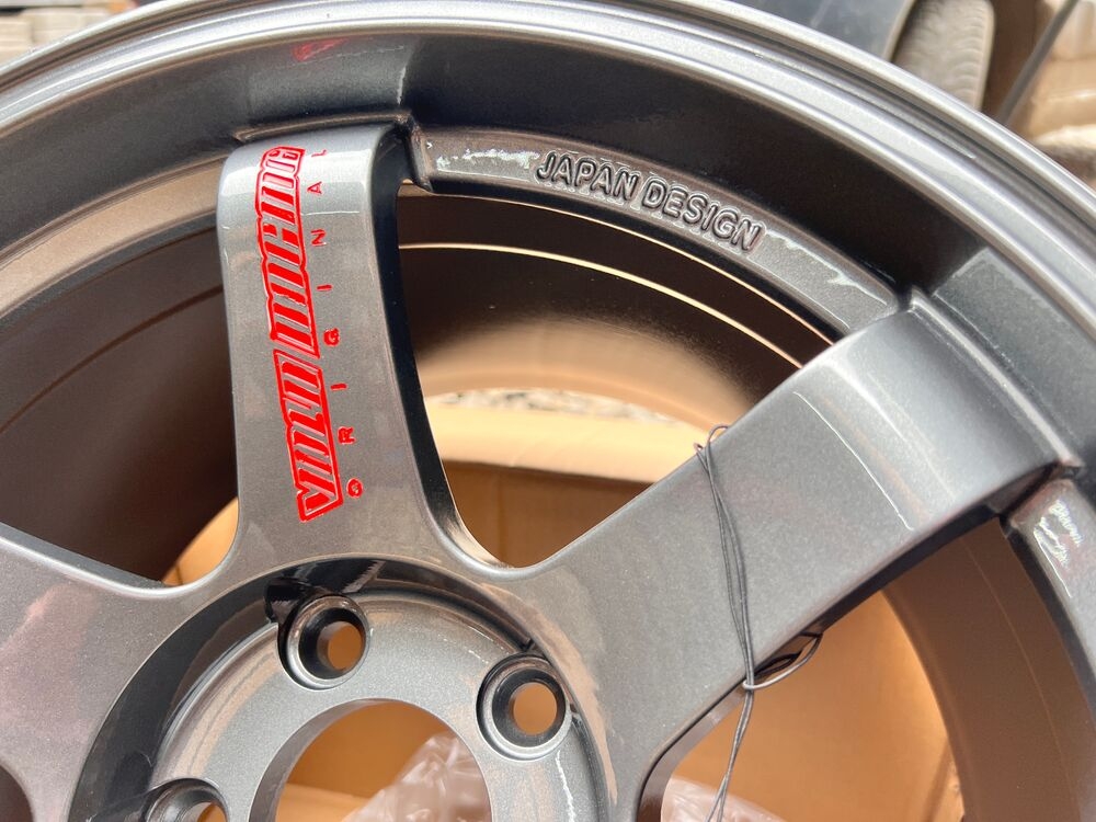 Диск Wolf FF188 9x16 5x114.3 ET12 73.1 GR