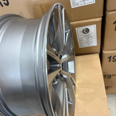 Диск ZF ZF-TL0356 7.5x18 5x114.3 ET30 60.1 GMF