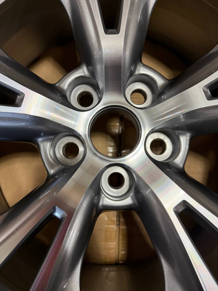 Диск ZF ZF-TL0356 7.5x18 5x114.3 ET30 60.1 GMF