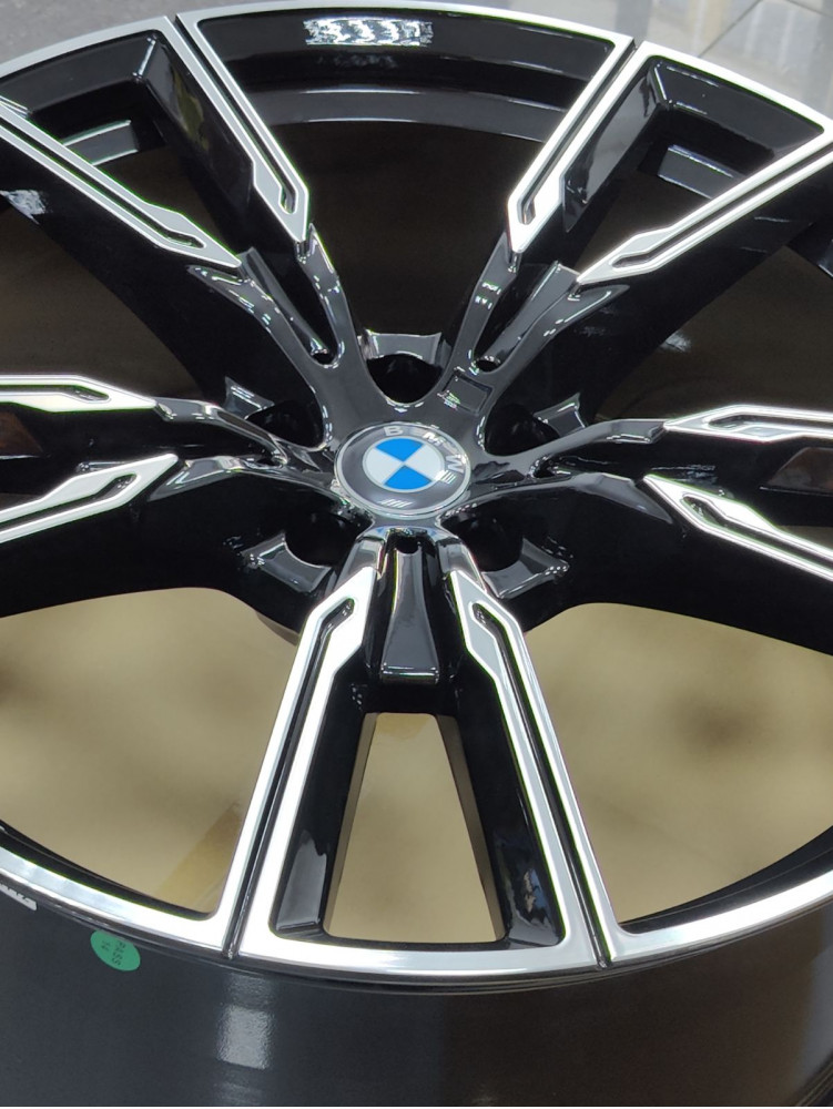 Диск ZW ZW-BK3S1112 10.5x21 5x112 ET43 66.6 BP
