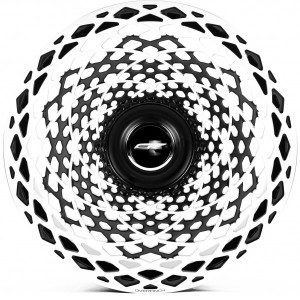 LR8
